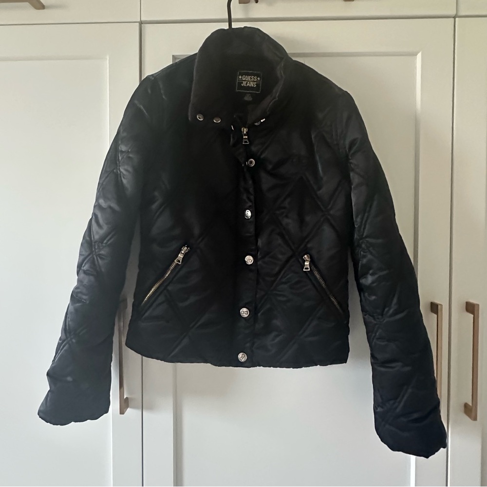 GUESS Black Puffer Jacket with Quilted Design